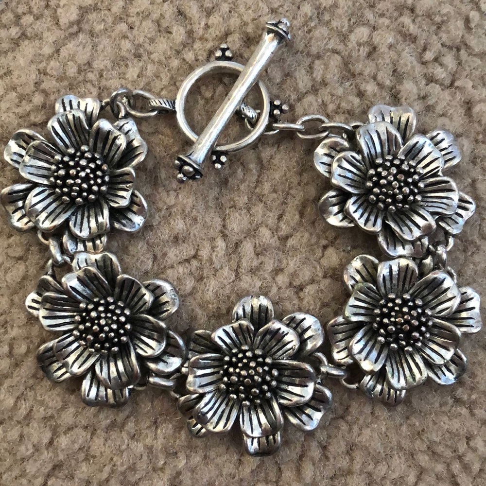 Lucky Brand Flower Bracelet